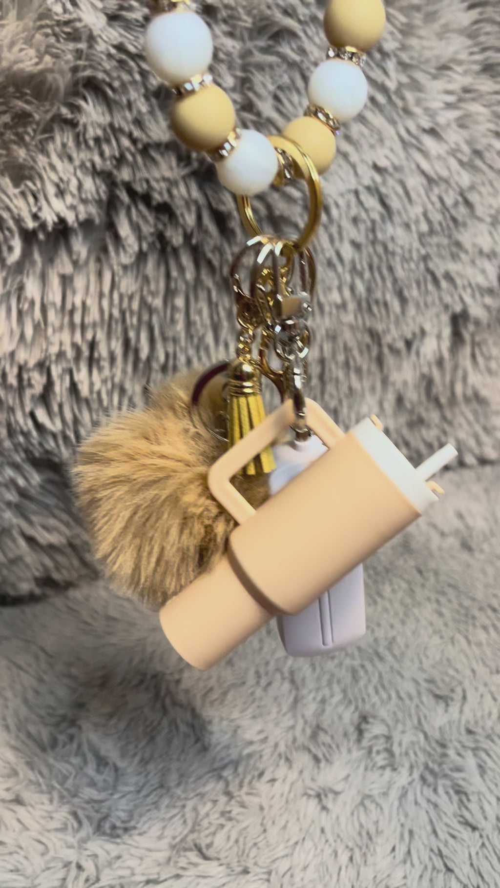 4pcs Beaded Wristlet Safety Keychain Accessory Set